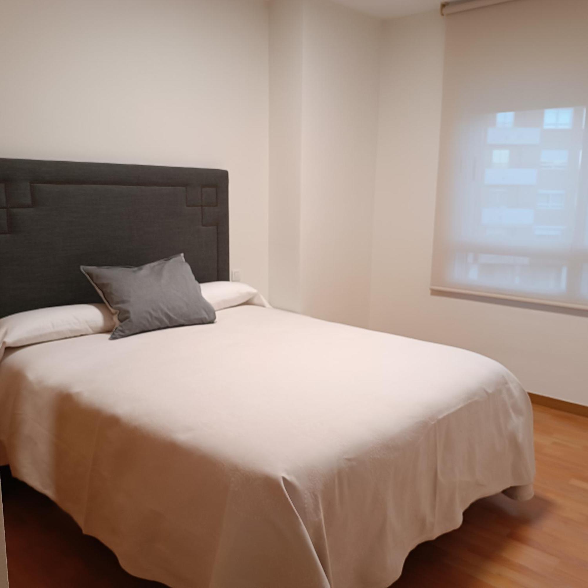 Apartamentos Go Covaresa Parking Gratuito Bajo Disponibilidad Valladolid Ngoại thất bức ảnh